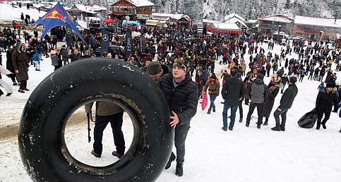 11. Ayder Kardan Adam Şenliği