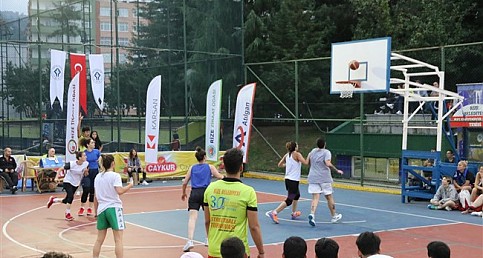 Rize Belediyesi Streetball Turnuvası kazananları belli oldu