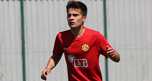 Eskişehirsporlu genç futbolcu Kaan Öztürk öldü