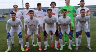Çaykur Rizespor U19: 2 - Trabzonspor U19: 2 / Foto Galeri