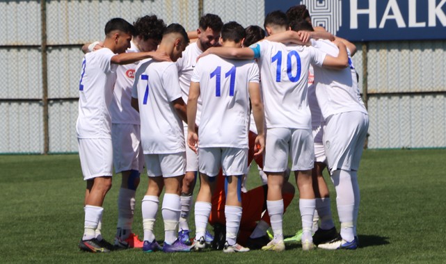 Çaykur Rizespor U19: 0 – Konyaspor U19: 3 / Foto Galeri