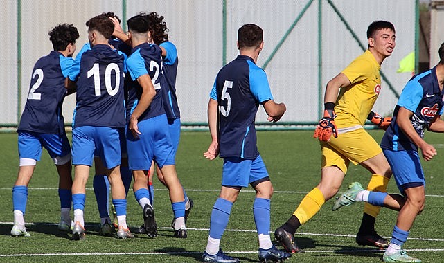 Çaykur Rizespor U19: 2 – Bandırmaspor U19: 2 / Foto Galeri