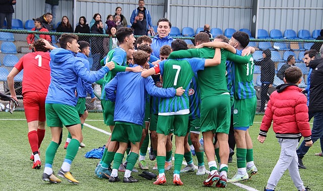 Çaykur Rizespor U19: 1 – Tuzlaspor U19: 0 / Foto Galeri