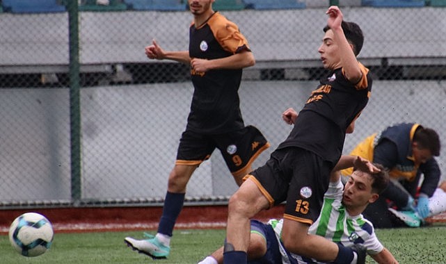 Rize Belediyespor U18: 0 – Rize Özel İdarespor U18: 3 / Foto Galeri