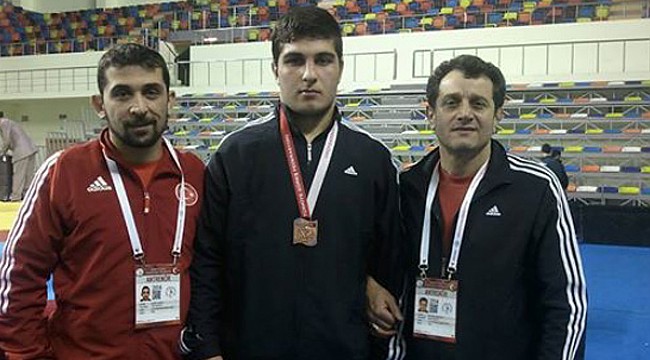 Çaykursporlu güreşçi İbrahim Tığcı Avrupa 3.’sü