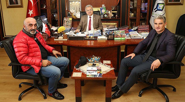 Başkan Kasap futbol turnuvasında kaleci olacak