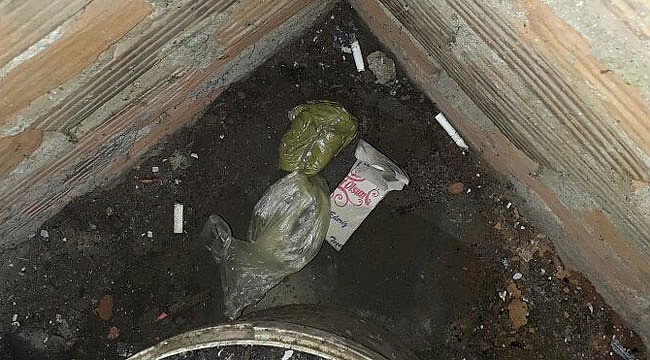 Rize'de eski bir ev içinde saklanmış uyuşturucu bulundu