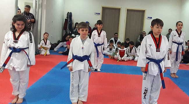 Rize'de genç sporcular kuşak terfi heyecanı yaşadı
