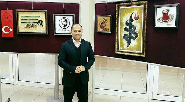 Rizeli Ressamın filografi sergisi büyük ilgi görüyor