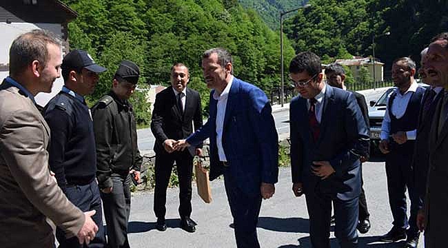 Müsteşar Arısoy Çamlıhemşin'de