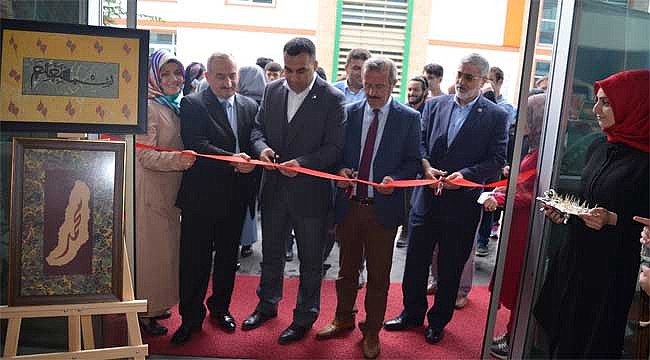 Rize Gençlik Merkezi Kursiyerlerinden Ebru Sergisi