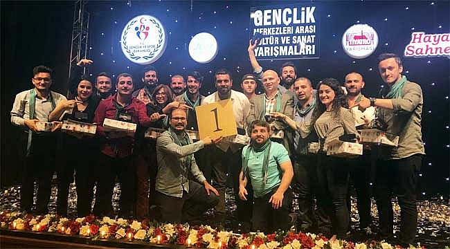 Rizeli Tiyatrocular Türkiye 1.'si oldu