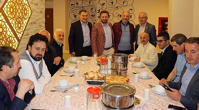 Rize'de AK Parti teşkilatları iftarda buluşuyor
