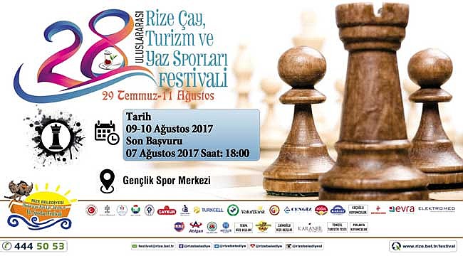 Rize'de ödüllü satranç turnuvası düzenleniyor