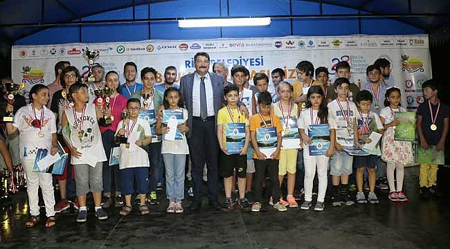 Yaz Spor Şenliği'nde kazananlar ödüllendirildi