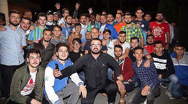 Çaykur Rizespor'un 10 numarasına coşkulu karşılama