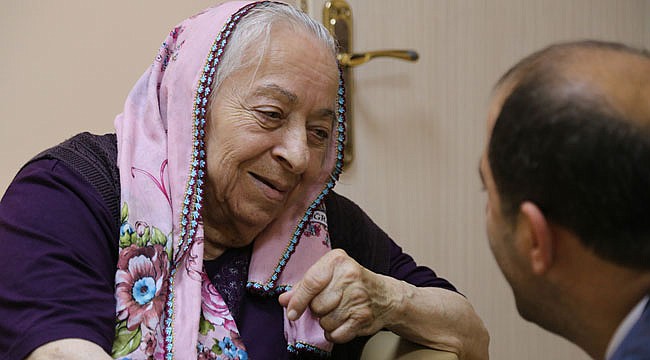 Rize Belediyesi'nden yaşlılara bayram ziyareti