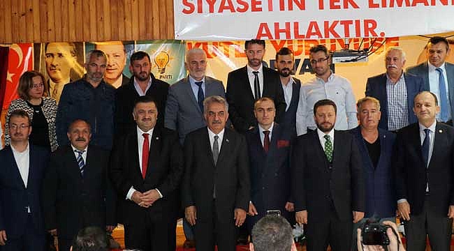AK Parti'de Çamlıhemşin ve Derepazarı kongreleri yapıldı