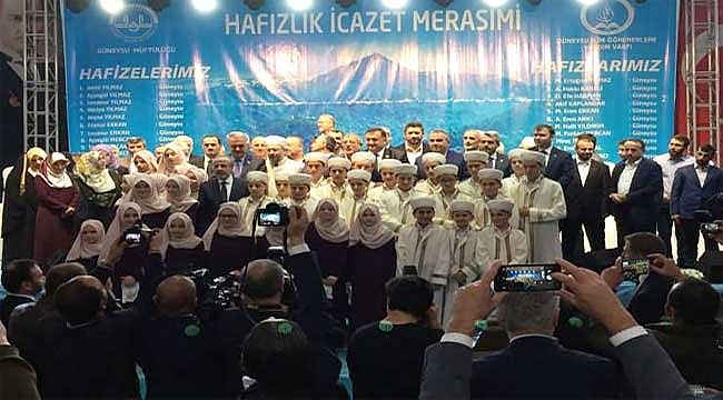 Güneysu'da "Hafızlık İcazet Merasimi" düzenlendi