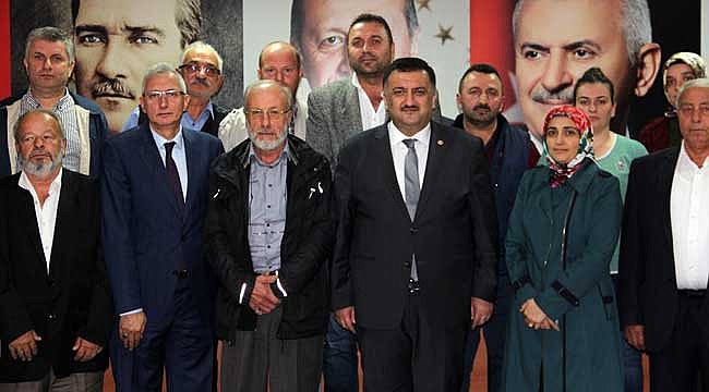 Karal, ilçe teşkilatı ziyaretlerini sürdürüyor