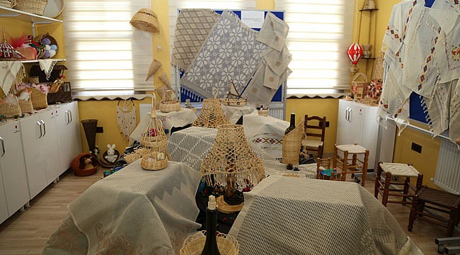 Rize Kadın Kültür Merkezi ilk sergisini açtı