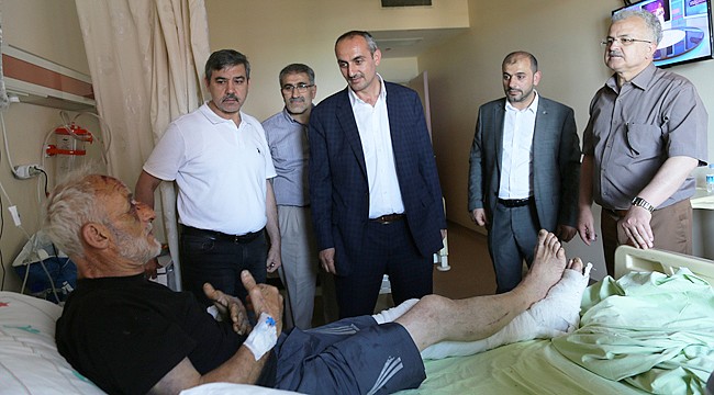 Başkan Kasap'tan hastalara Kandil ve Bayram ziyareti