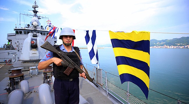 Bayrama Rize'de nöbet tutarak girdiler