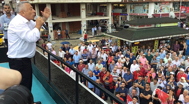 Kazmaz’dan Pazar’da muhteşem miting