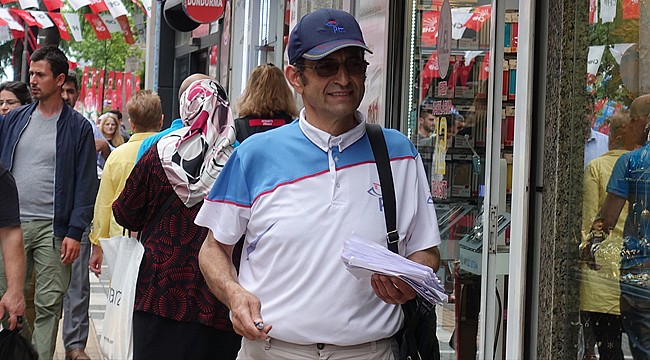 Mesleğini bırakmamak için 57 kilo verdi