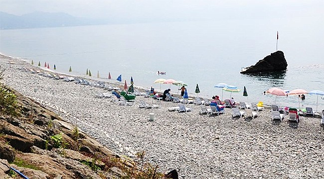 Rize'de 11 yerde denize girilebiliyor