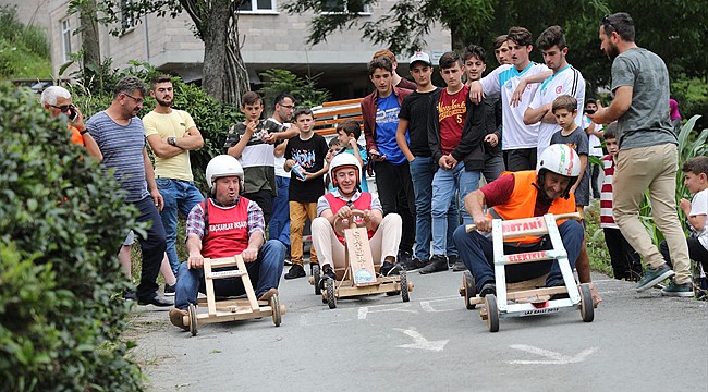 Rize'de tahta arabalarla 'Laz Ralli' heyecanı