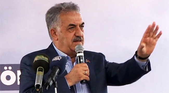 AK Parti'ye oy vermeyene hizmet yok!