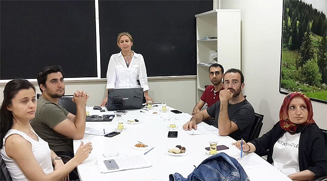 Rize'de Hasta Hakları Birim Sorumlularına Teorik ve Uygulamalı Eğitim