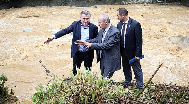 Bakan Turhan Rize'de sel bölgesini inceledi