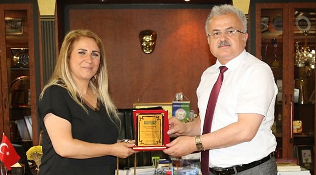 Kasap yılın en başarılı belediye başkanı seçildi