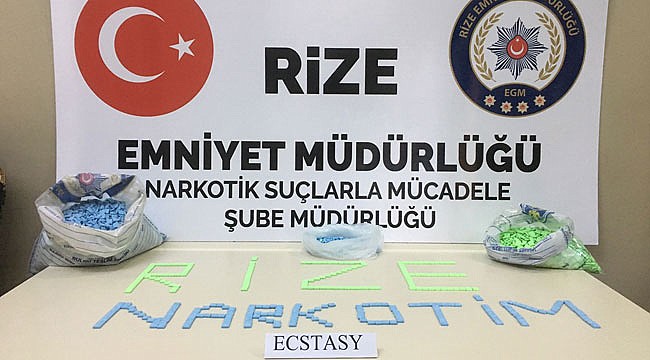 Rize'de 6 bin 990 adet uyuşturucu hap yakalandı
