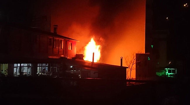 Rize'de depoda yangın çıktı