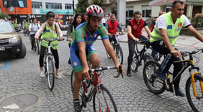 Rize'ye bisiklet turu atarak 'Hareketlilik' kattılar