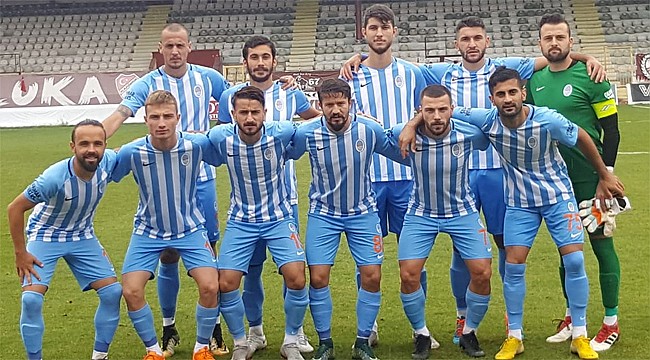Pazarspor son dakikalarda puandan oldu