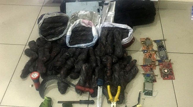 Çayeli'nde bakır kablo çalan 3 Gürcü hırsız yakalandı