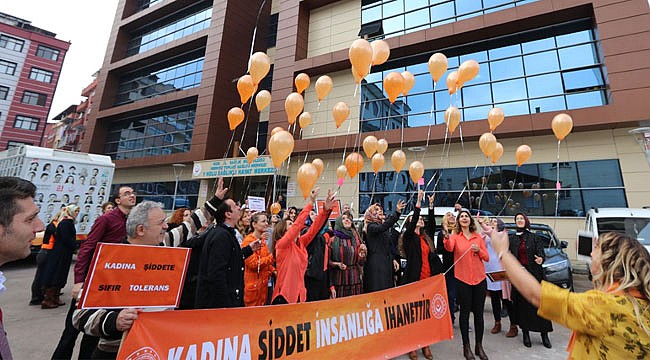 Kadına Şiddete Karşı Turuncu Balon etkinliği