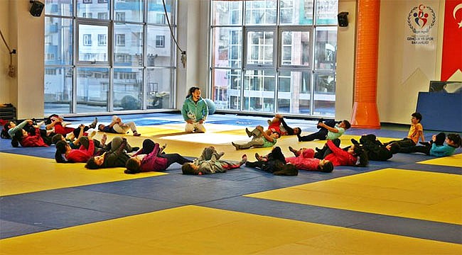 Rizeli öğrenciler Spor’la büyüyor