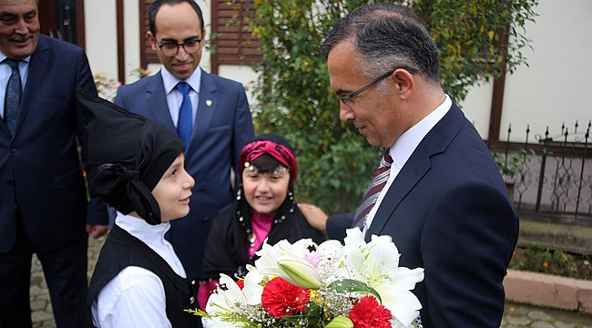 Vali Çeber, Ardeşen ve Fındıklı ilçelerini ziyaret etti