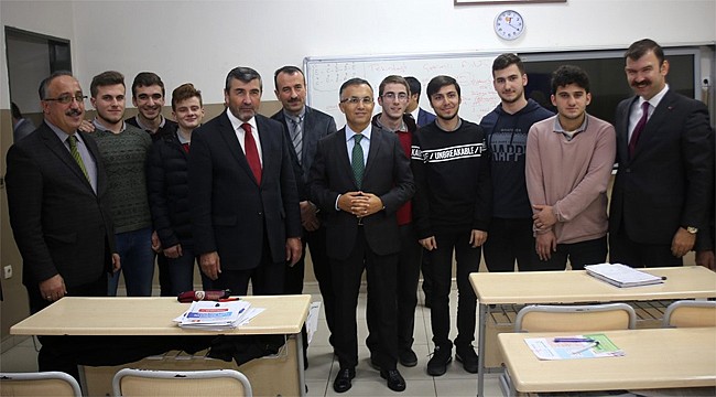 Vali Çeber ilk Muhtarlar toplantısına Güneysu'da katıldı