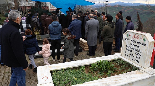 Şehit Annesi, oğlunun şehit olduğu gün toprağa verildi