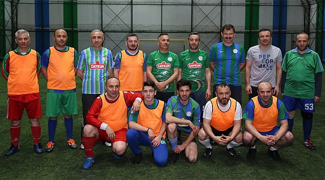 Kamu idarecileri ile Rize basını futbol maçı oynadı