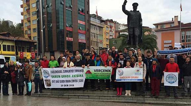 Ekrem Orhon anısına 9. kez zirveye tırmandılar