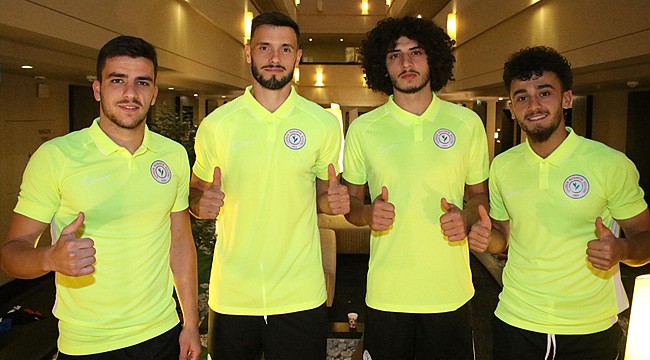 Fenerbahçe'den alınan oyuncular kampa katıldı