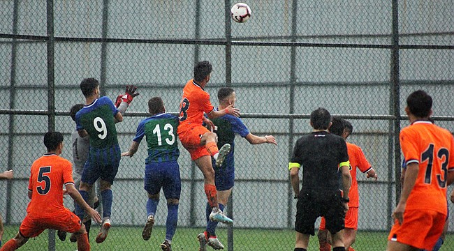 Çaykur Rizespor U17 sezona galibiyetle başladı