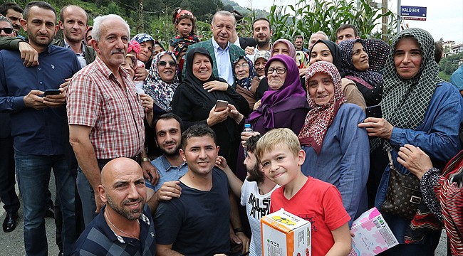 Cumhurbaşkanı Recep Tayyip Erdoğan memleketi Rize'de